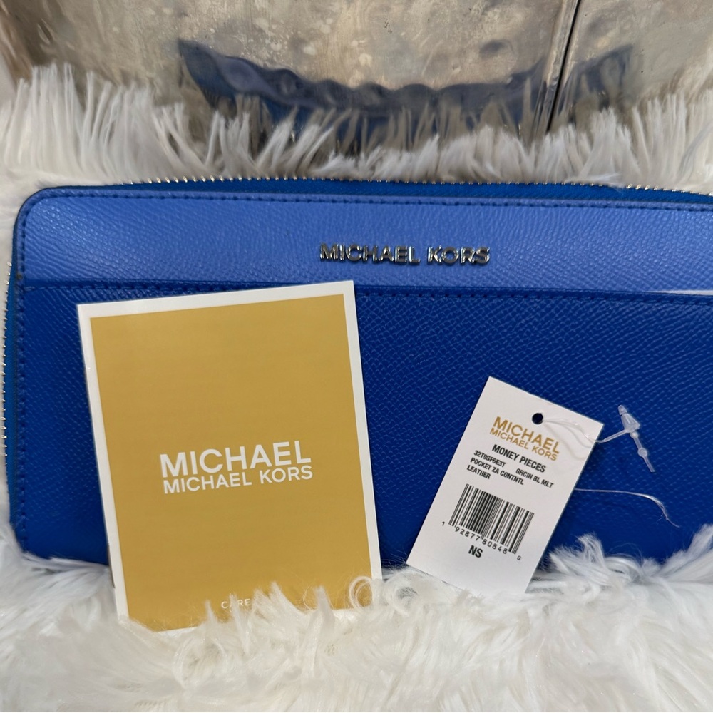 Gorgeous Vibrant Blue Michael Kors Continental Full Zip Wallet NWT - Picture 3 of 12